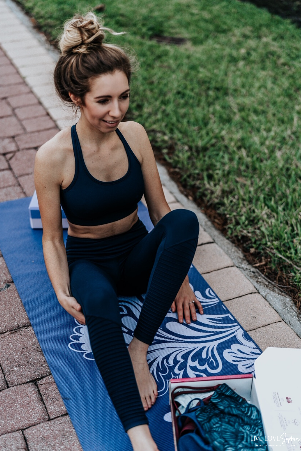 Brand Name Activewear, Affordable Prices | YogaClub