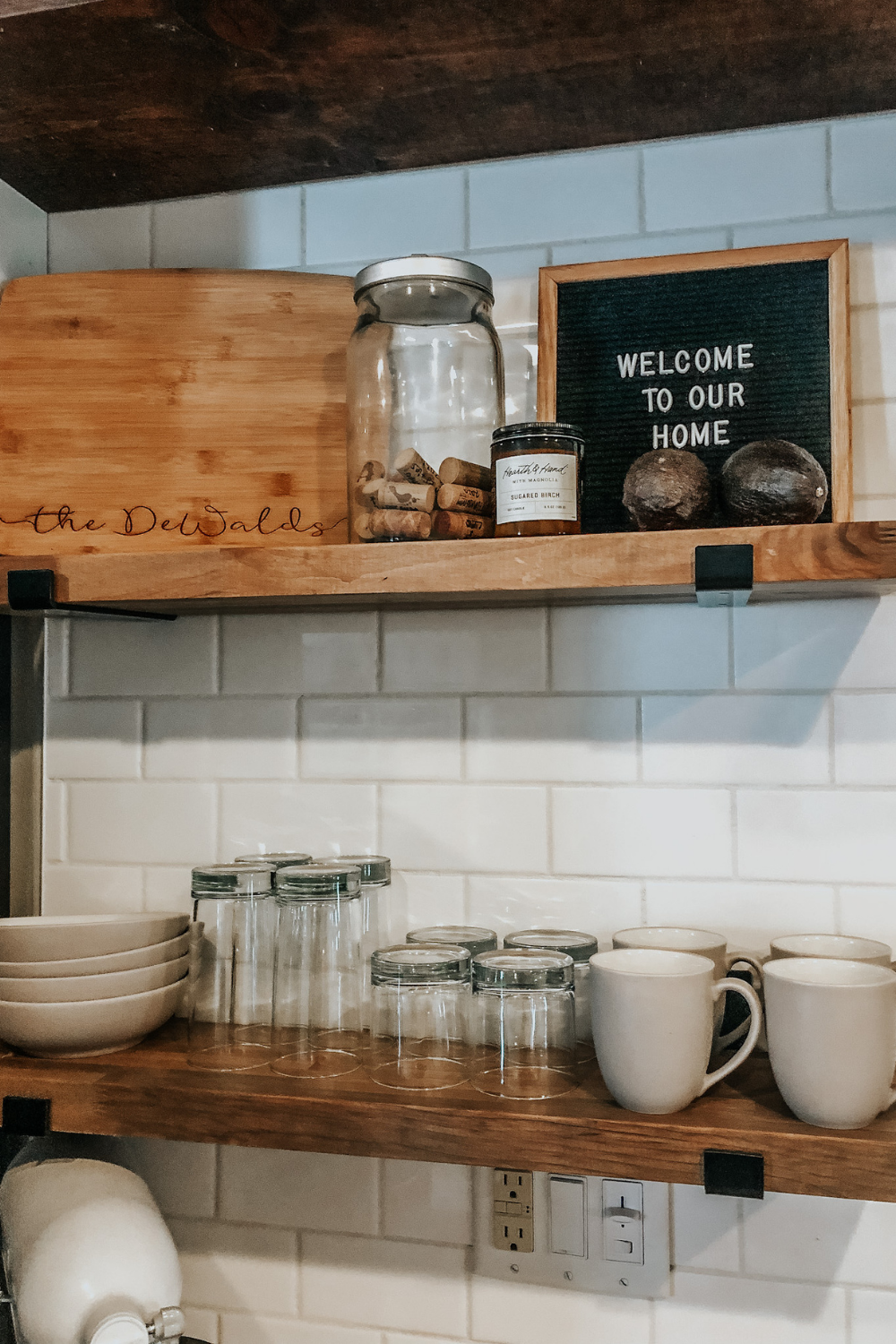 How to Style Floating Shelves in the Kitchen